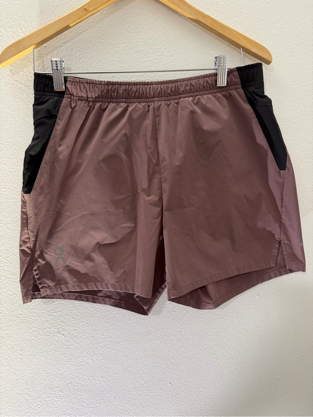 Men's Mauve Athletic Shorts with Black Panels